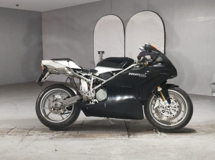 Мотоцикл Ducati 999 з пробігом 24651 km