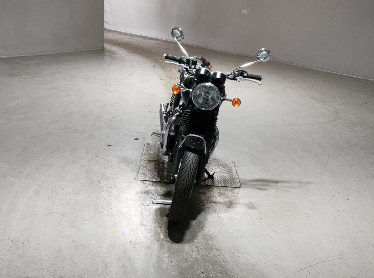 Мотоцикл Triumph T120 BONNEVILLE з пробігом 2651 km