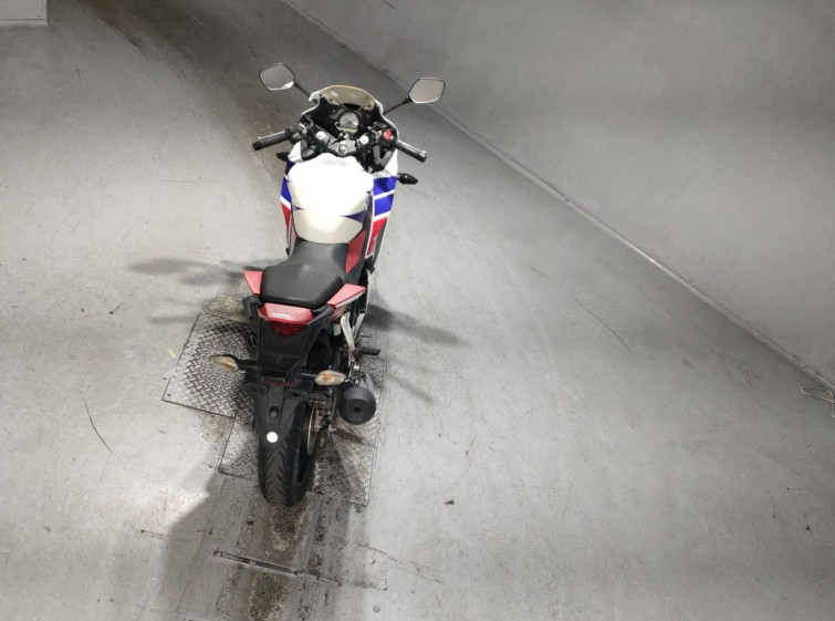 Мотоцикл Honda CBR250R с пробегом 23754 km