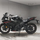 Мотоцикл Yamaha YZF-R25 з пробігом 34387 km