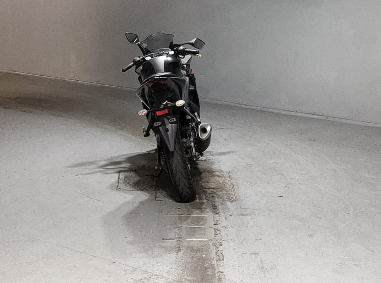 Мотоцикл Yamaha YZF-R25 з пробігом 34387 km
