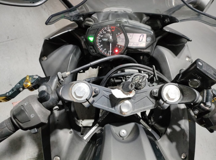 Мотоцикл Yamaha YZF-R25 з пробігом 34387 km