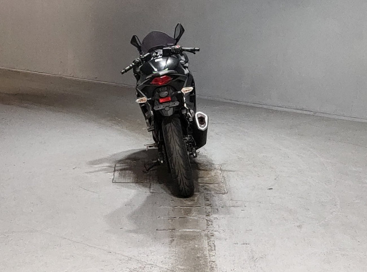 Мотоцикл Kawasaki NINJA250 з пробігом 10356 km