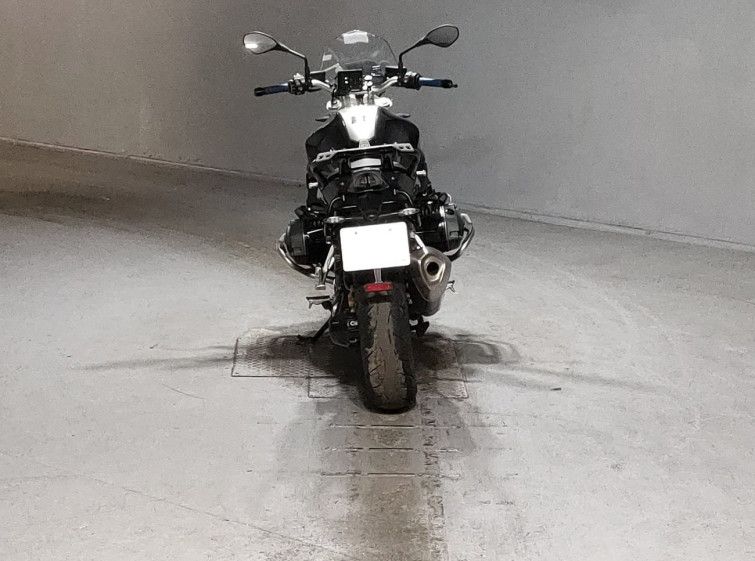Мотоцикл BMW R1200R з пробігом 43300 km