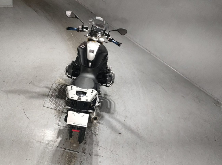 Мотоцикл BMW R1200R з пробігом 43300 km