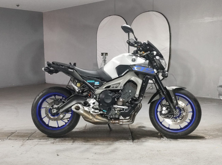 Мотоцикл Yamaha MT-09 з пробігом 22949 km
