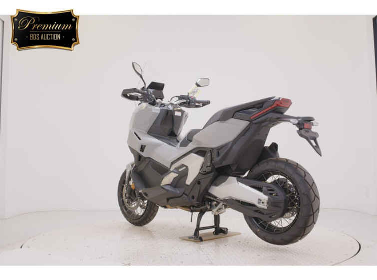 Мотоцикл Honda X-ADV750-2 з пробігом 1017 km