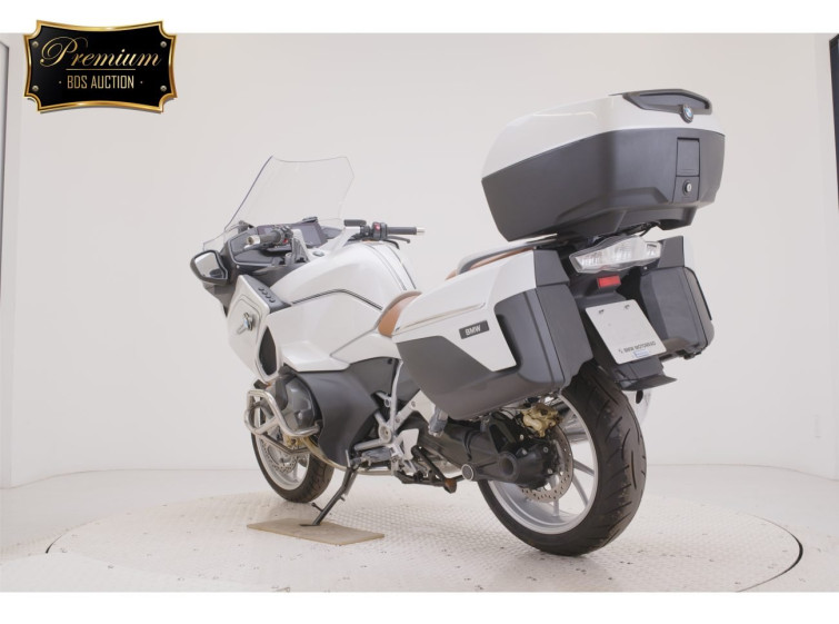 Мотоцикл BMW R1250RT з пробігом 1590 km