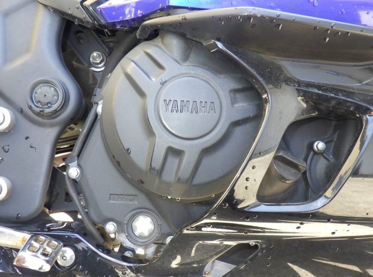 Мотоцикл Yamaha YZF-R25