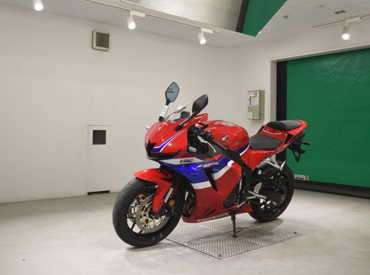Мотоцикл Honda CBR600RR с пробегом 8030 km