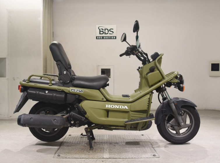 Мотоцикл Honda PS250 з пробігом 39347 km
