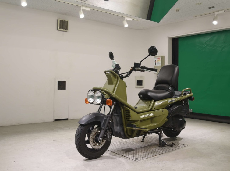 Мотоцикл Honda PS250 з пробігом 39347 km