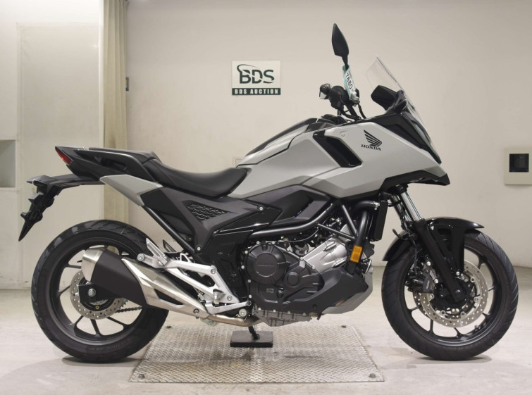 Мотоцикл Honda NC750X-3 з пробігом 24 km