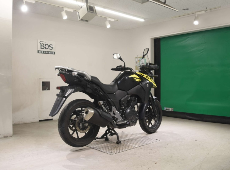 Мотоцикл Suzuki V-STROM 250A з пробігом 24328 km