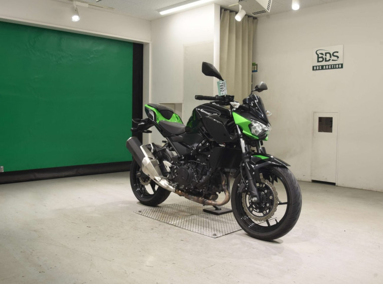 Мотоцикл Kawasaki Z400-2 з пробігом 19571 km