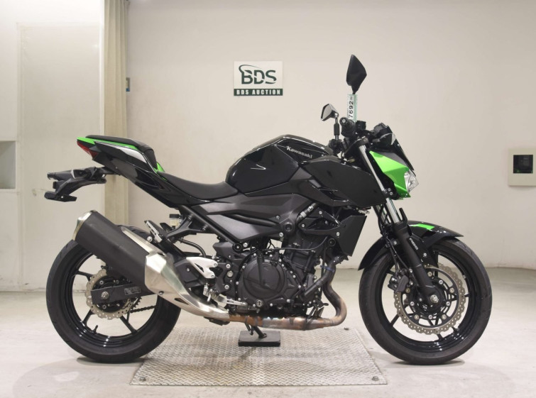 Мотоцикл Kawasaki Z400-2 з пробігом 19571 km