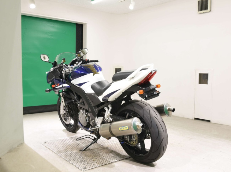 Мотоцикл Suzuki SV1000S с пробегом 47534 km