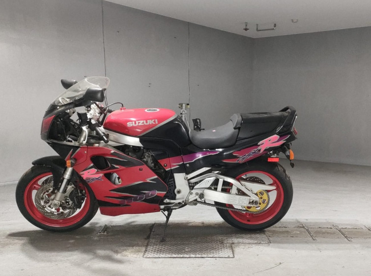 Мотоцикл Suzuki GSX-R1100 з пробігом 28022 km