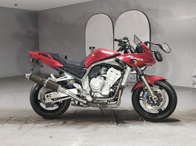 Мотоцикл Yamaha FZS1000 FAZER с пробегом 24222 km