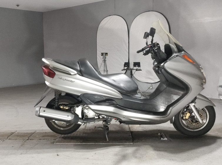 Мотоцикл Yamaha MAJESTY 250