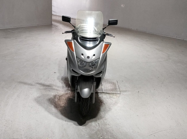 Мотоцикл Yamaha MAJESTY 250