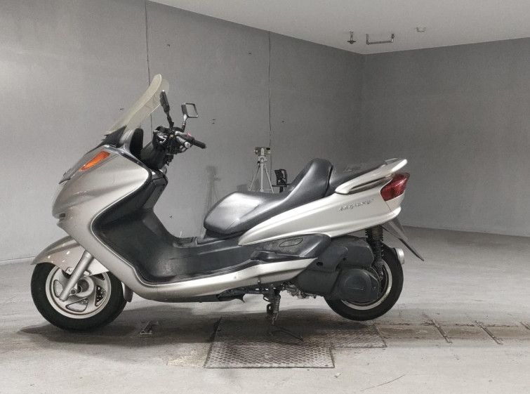 Мотоцикл Yamaha MAJESTY 250