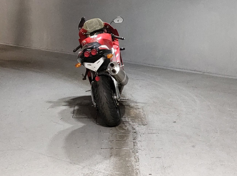 Мотоцикл Aprilia RSV1000R