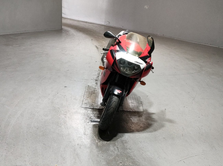 Мотоцикл Aprilia RSV1000R