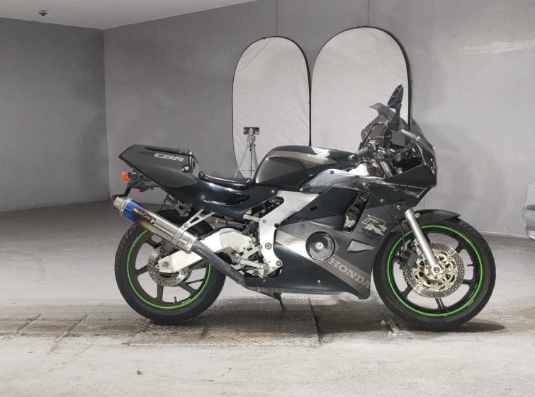 Мотоцикл Honda CBR250RR с пробегом 26983 km