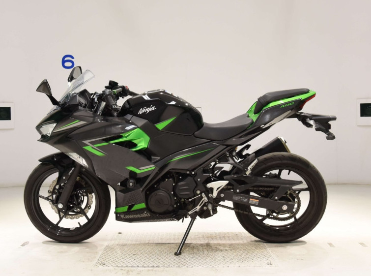 Мотоцикл Kawasaki NINJA400 с пробегом 22268 km