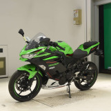 Мотоцикл Kawasaki NINJA400