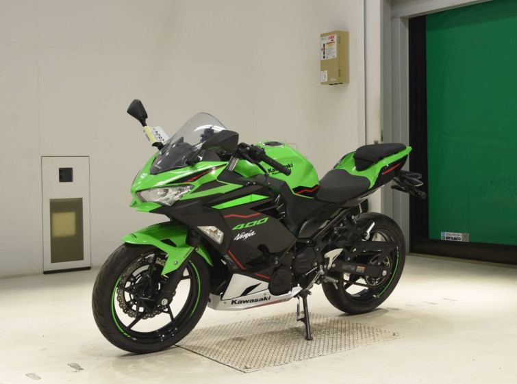 Мотоцикл Kawasaki NINJA400