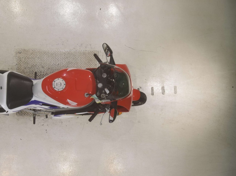 Мотоцикл Honda VFR400R з пробігом 18780 km