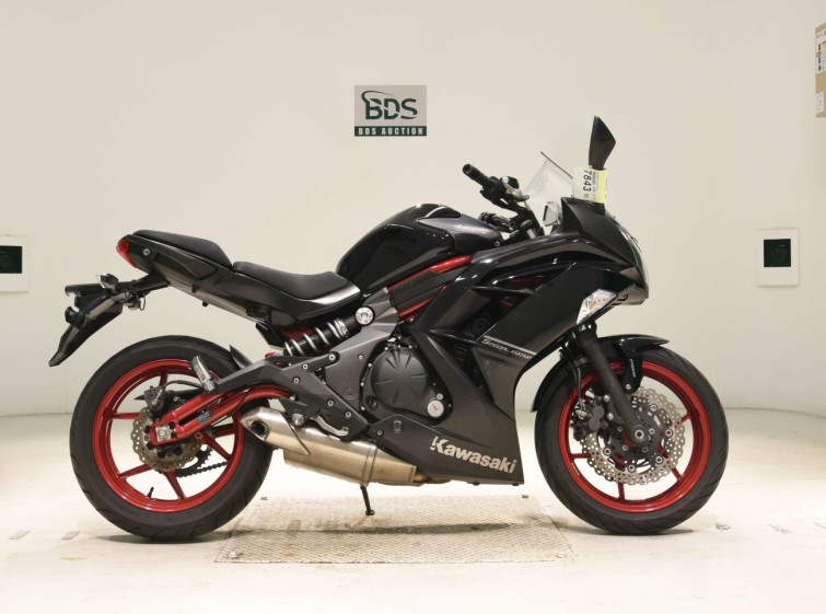 Мотоцикл Kawasaki NINJA400 з пробігом 8875 km