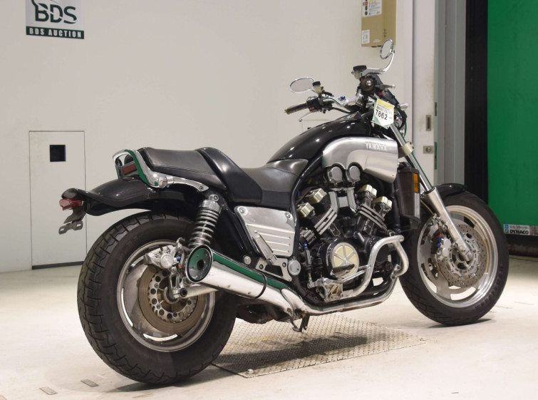 Мотоцикл Yamaha V-MAX1200 с пробегом 23177 m