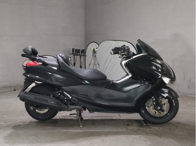Мотоцикл Yamaha MAJESTY 250 з пробігом 42888 km