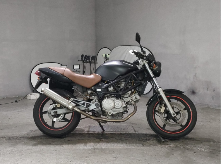 Мотоцикл Honda VTR250 с пробегом 40670 km