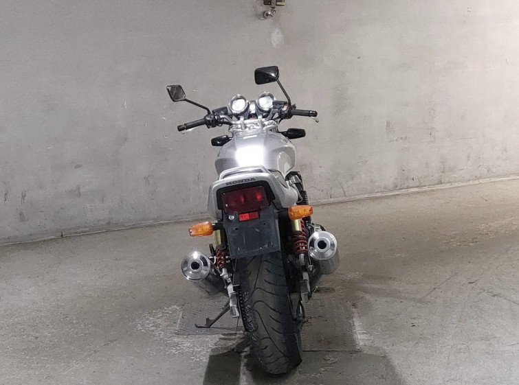 Мотоцикл Honda CB1300SF з пробігом 34174 km