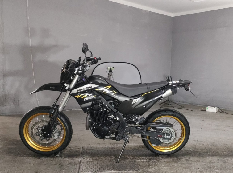 Мотоцикл Kawasaki KLX230SM з пробігом 16062 km