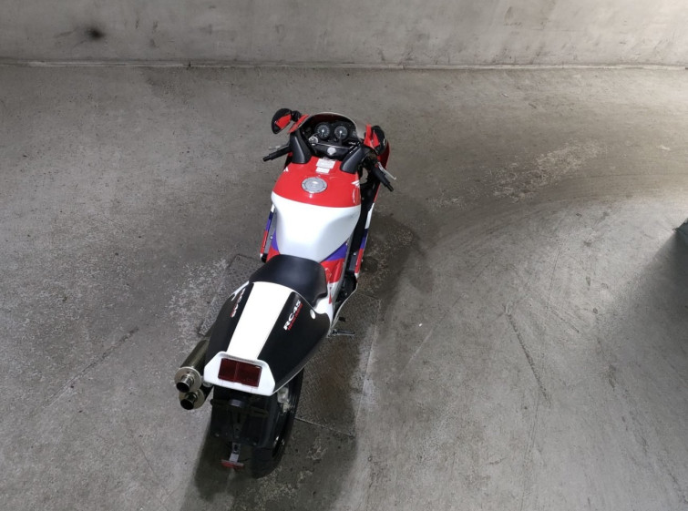 Мотоцикл Honda RVF750 с пробегом 14016 km