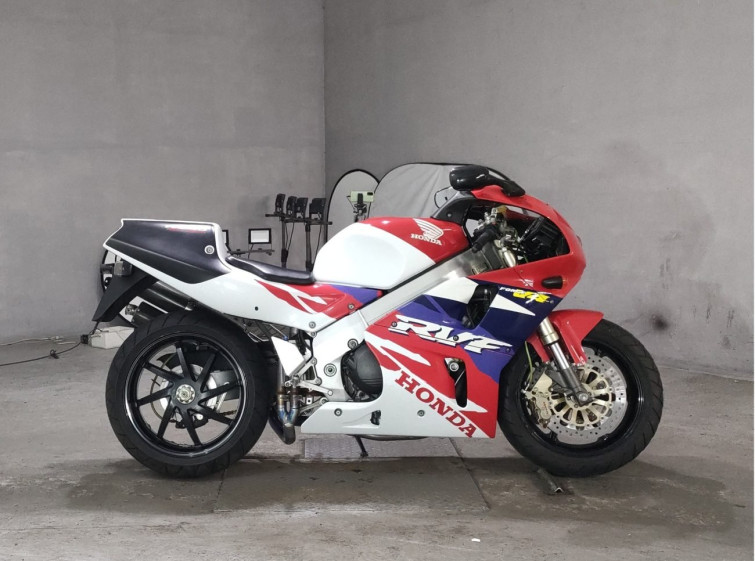 Мотоцикл Honda RVF750 с пробегом 14016 km