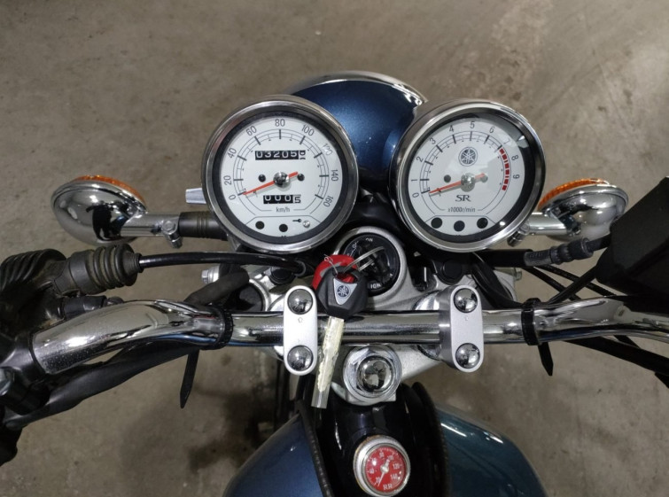 Мотоцикл Yamaha SR400 з пробігом 3205 km