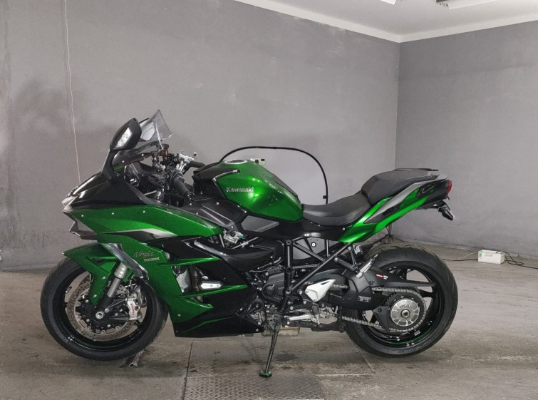 Мотоцикл Kawasaki NINJA H2 SX з пробігом 13568 km