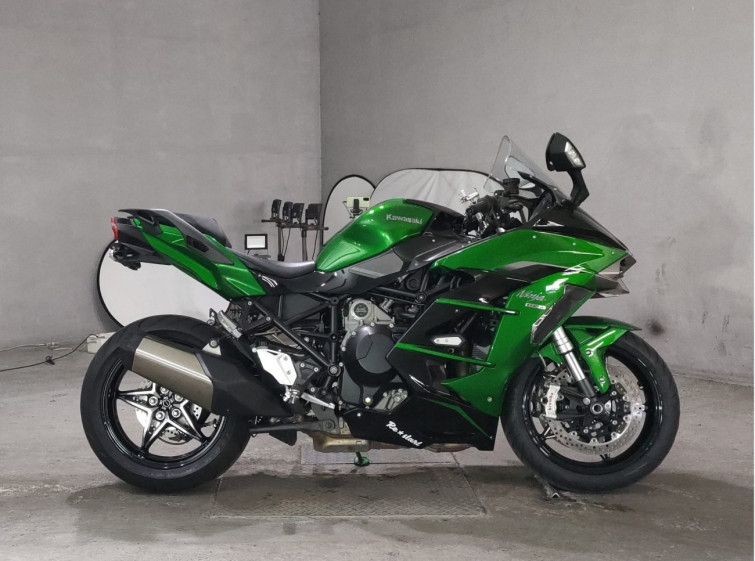 Мотоцикл Kawasaki NINJA H2 SX з пробігом 13568 km