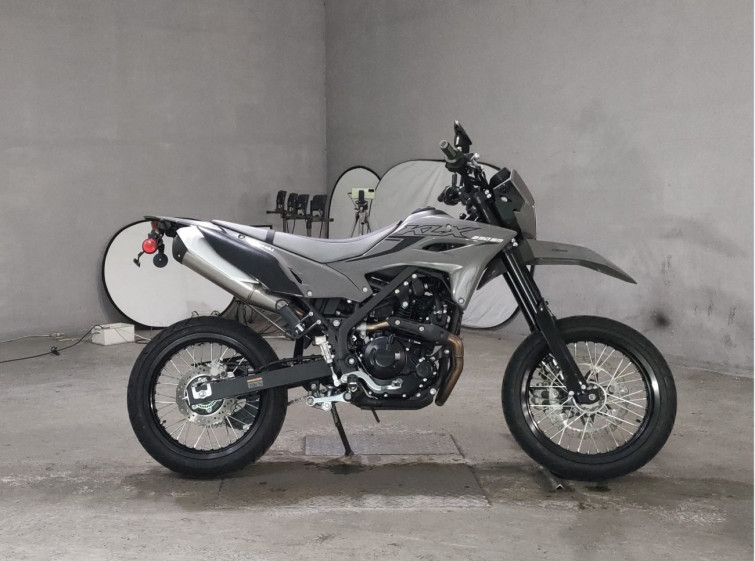 Мотоцикл Kawasaki KLX230SM з пробігом 1994 km