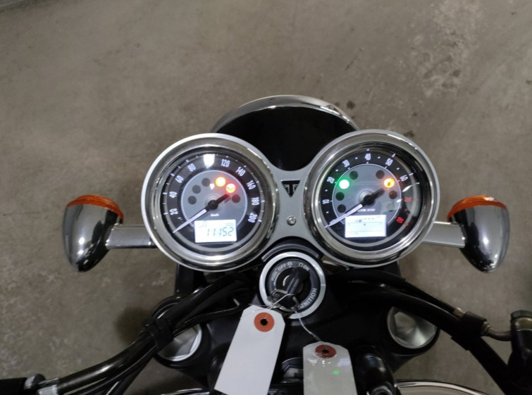 Мотоцикл Triumph T120 BONNEVILLE с пробегом 11152 km
