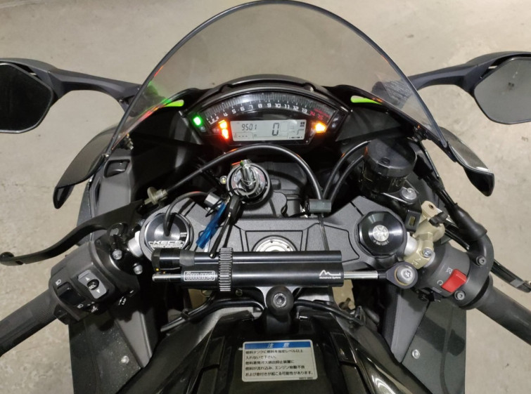 Мотоцикл Kawasaki NINJA ZX-10R с пробегом 9501 km