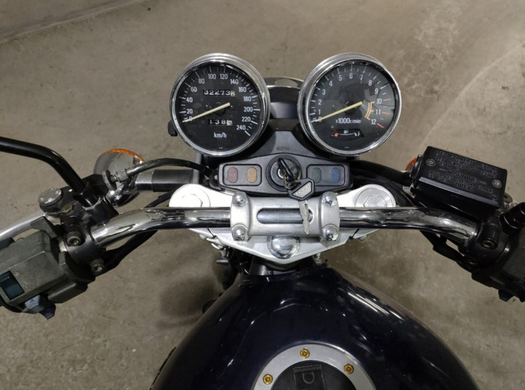 Мотоцикл Kawasaki ZEPHYR750 з пробігом 32273 km