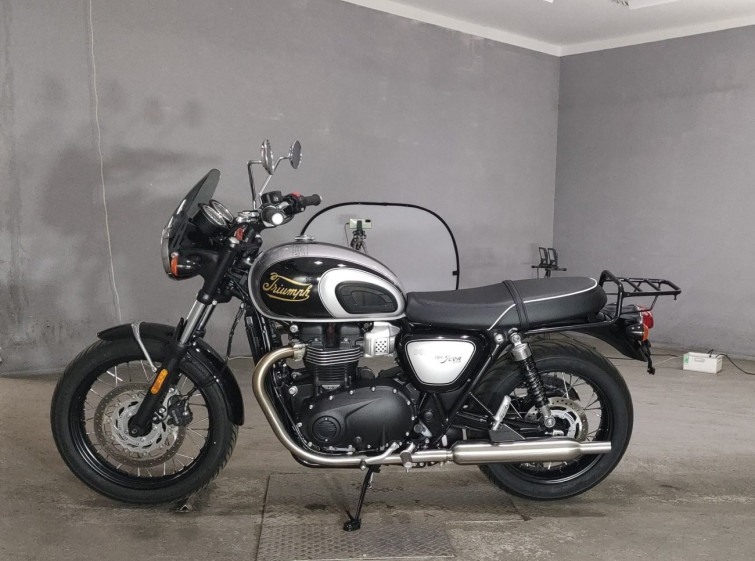 Мотоцикл Triumph BONNEVILLE T100 з пробігом 957 km