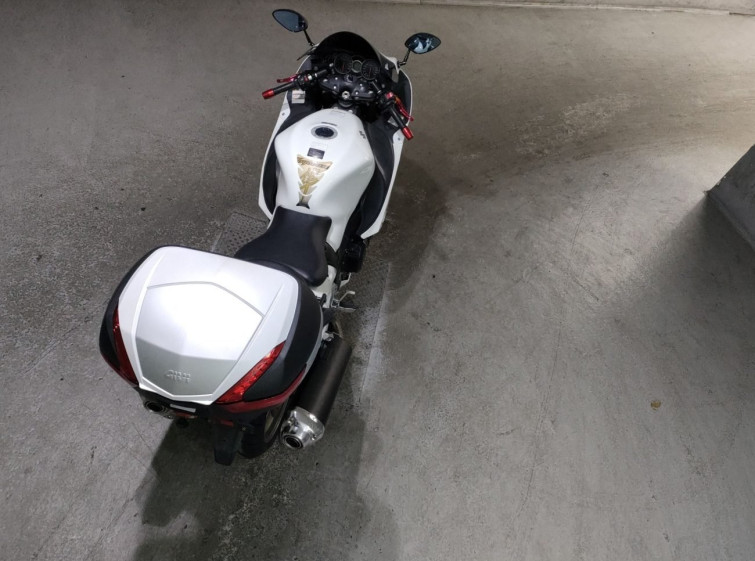 Мотоцикл Suzuki GSX1300R HAYABUSA з пробігом 37220 km